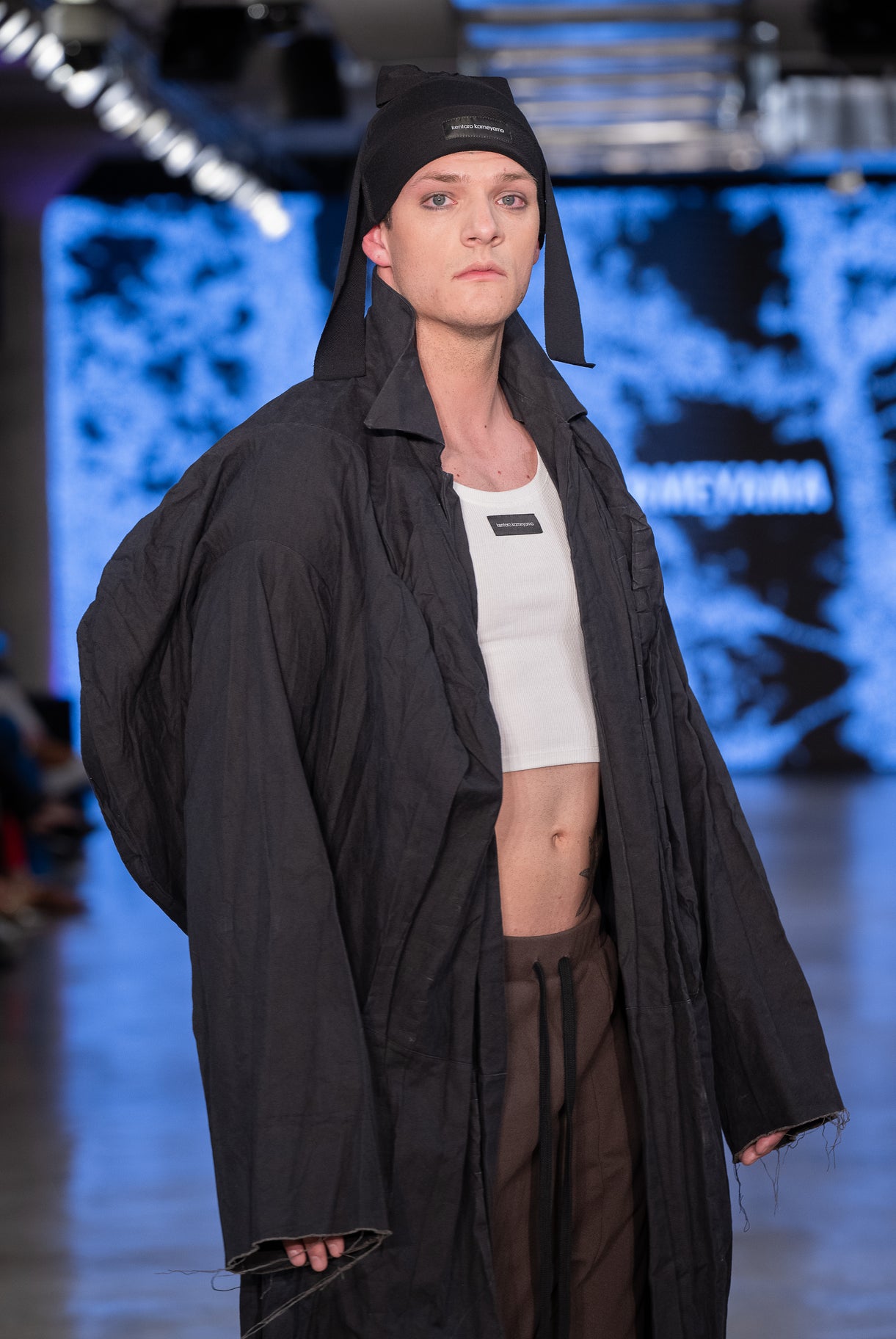 3D Raw-Edge Ball Jacket (long)